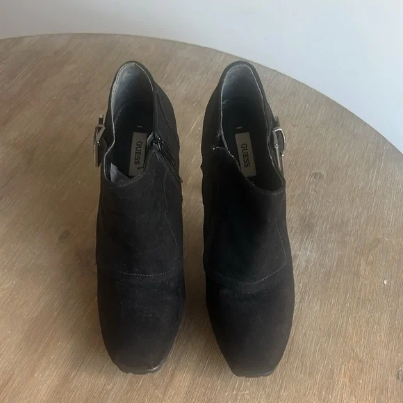 GUESS Black Suede Shootie Ankle Booties Stiletto Heel Size 8.5 - Picture 11 of 14